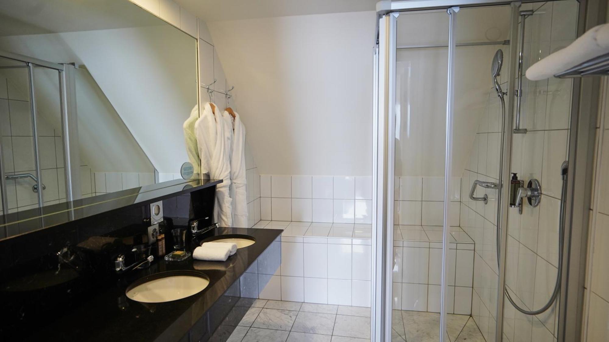 Hotel Real Nyon By Happyculture Εξωτερικό φωτογραφία