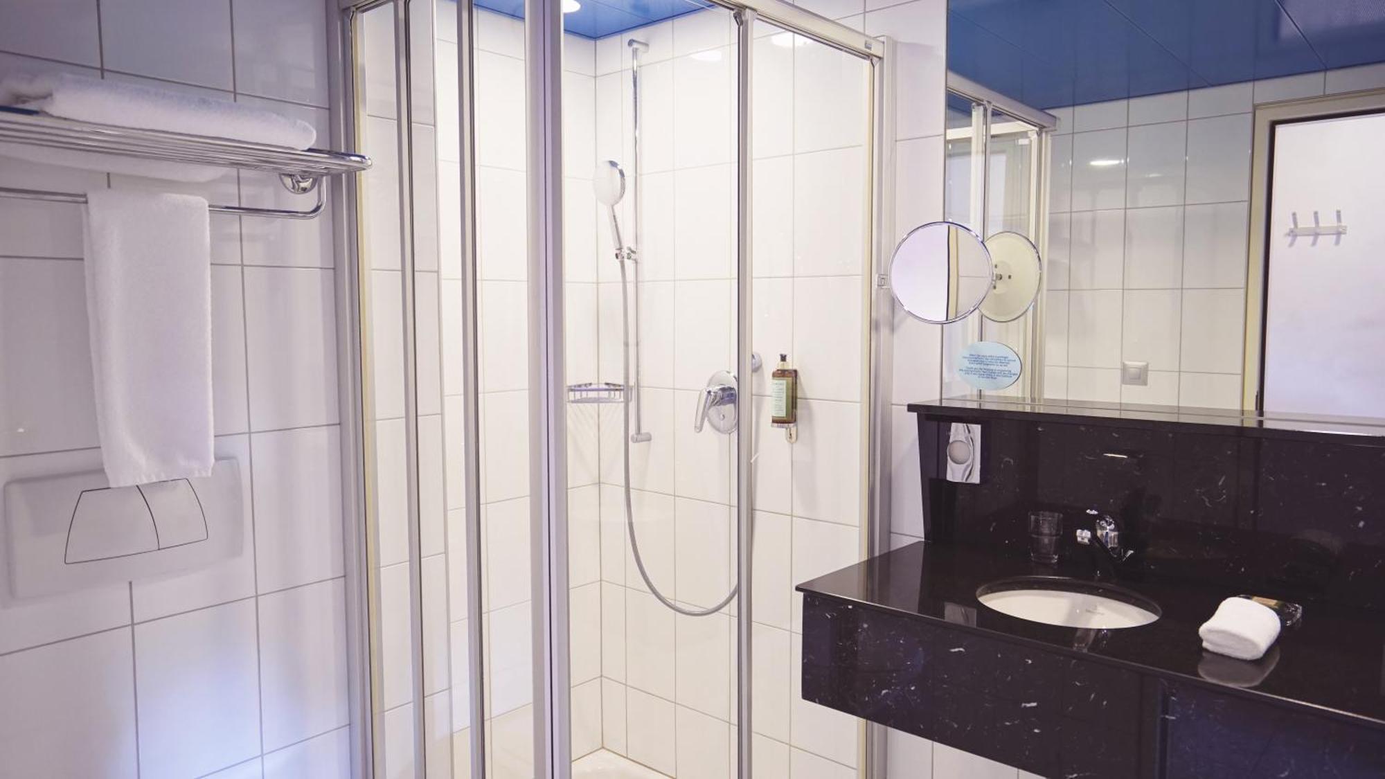 Hotel Real Nyon By Happyculture Εξωτερικό φωτογραφία